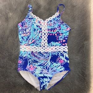 Lilly Pulitzer Girls Swimsuit size 7 very good condition
